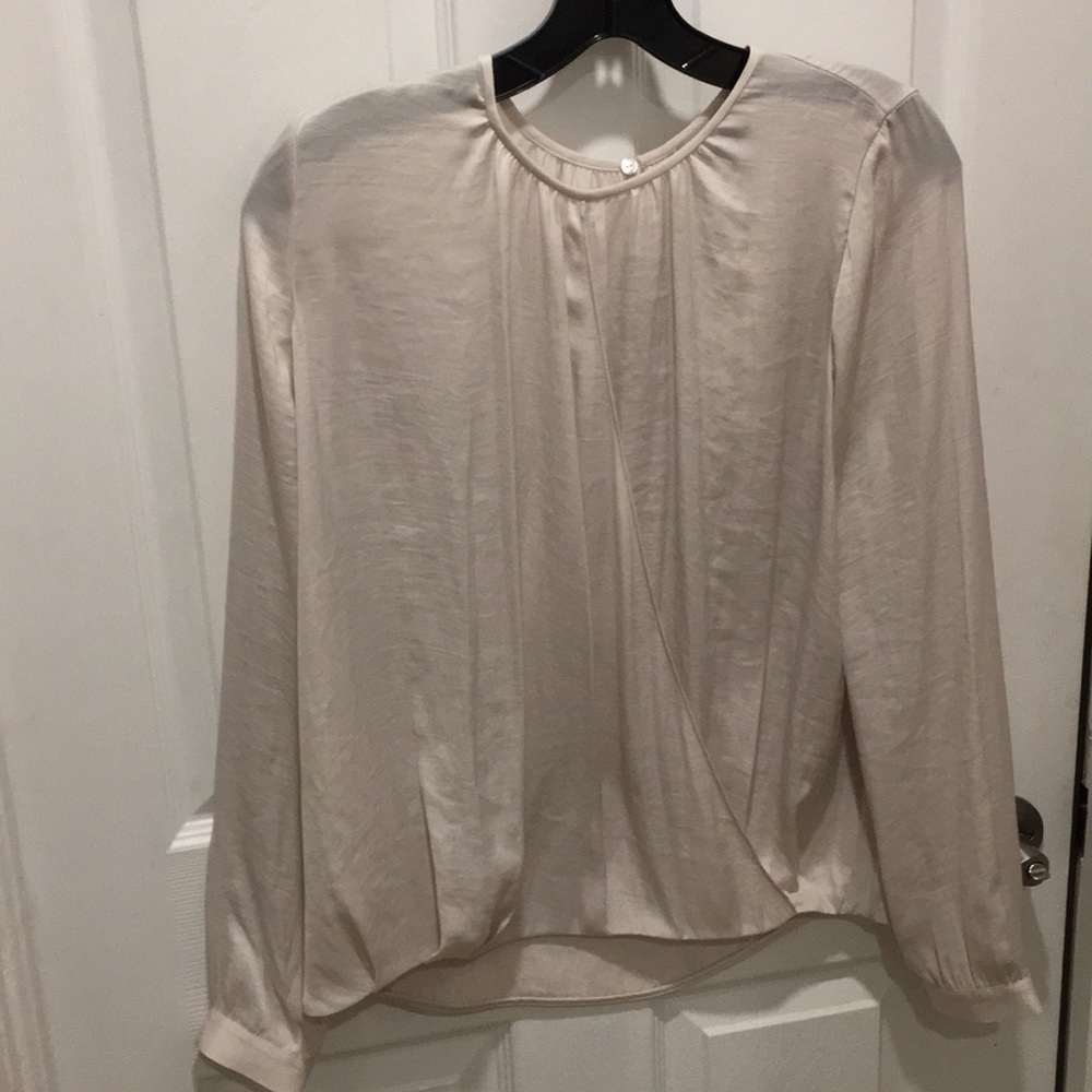 Vince ivory long sleeved top size 8 BNWT